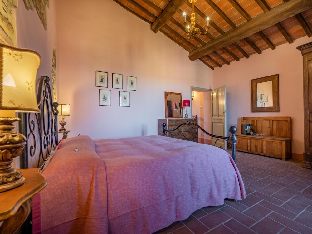 Villa Alessandro view 5
