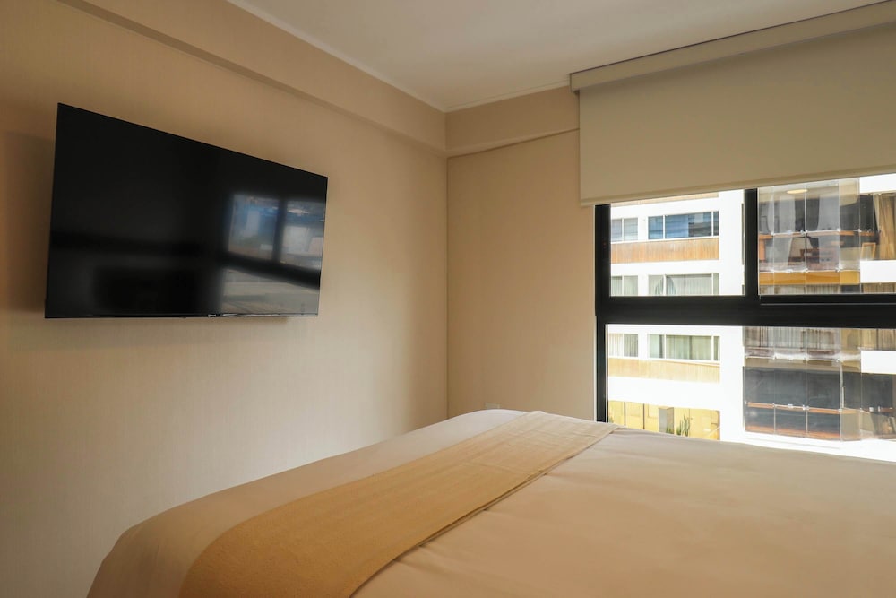 w Exquisite 2BR w Balcony in Miraflores