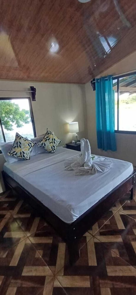 The Secret Eco Lodge