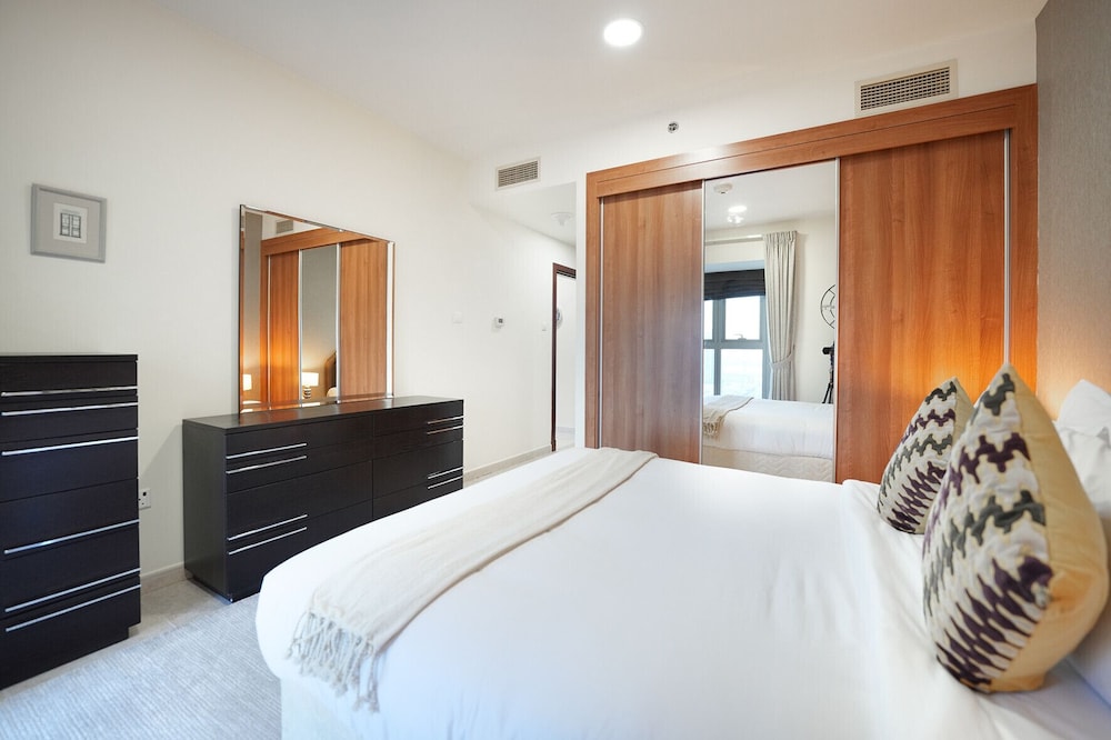Easygo-skyhigh 2BR Dubai Marina-sea View