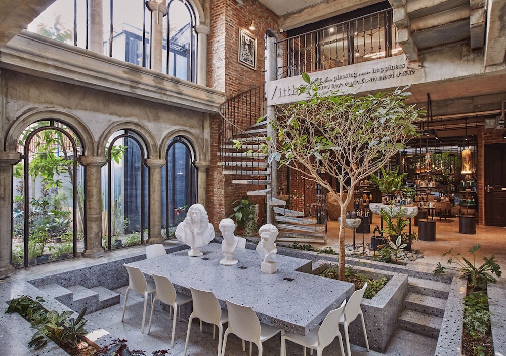 Cataleya Estate Boutique Hotel
