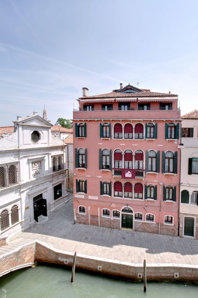 Palazzo Schiavoni Residenza d’Epoca