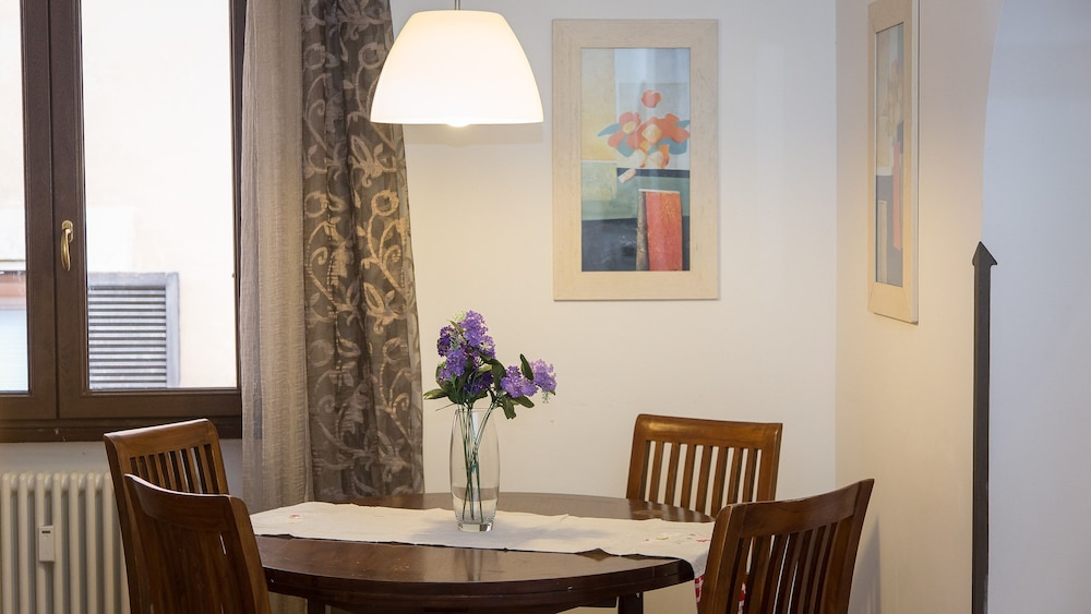 Rental in Rome San Trifone