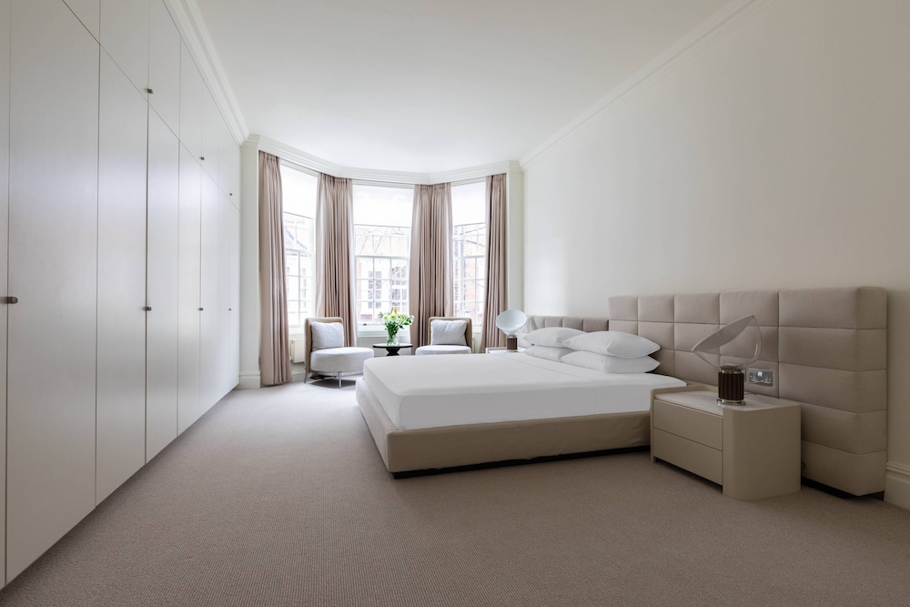 Sloane Court East VI by Onefinestay