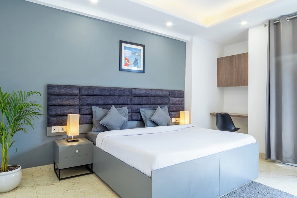 Housr 46 M2K Corp Near Park Hospital