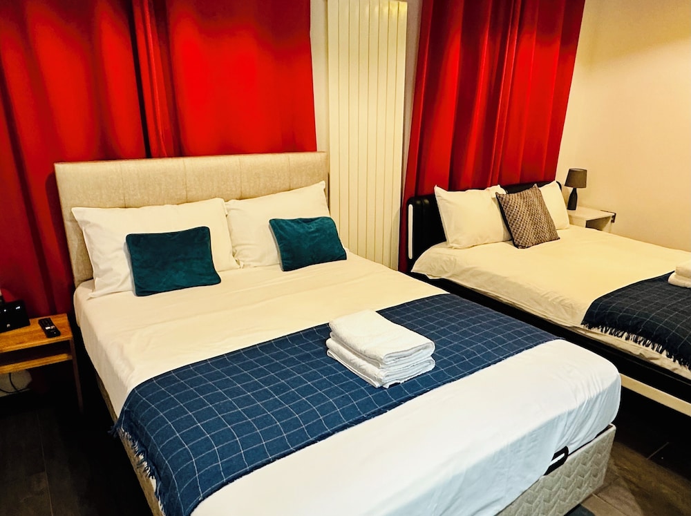 Eurostar Comfort Inn Studio Apartments