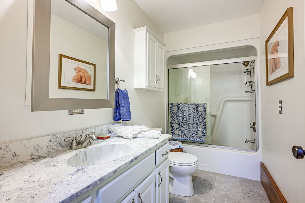 Quiet Shepherd Home: Near CMU Campus! - Property Image 2