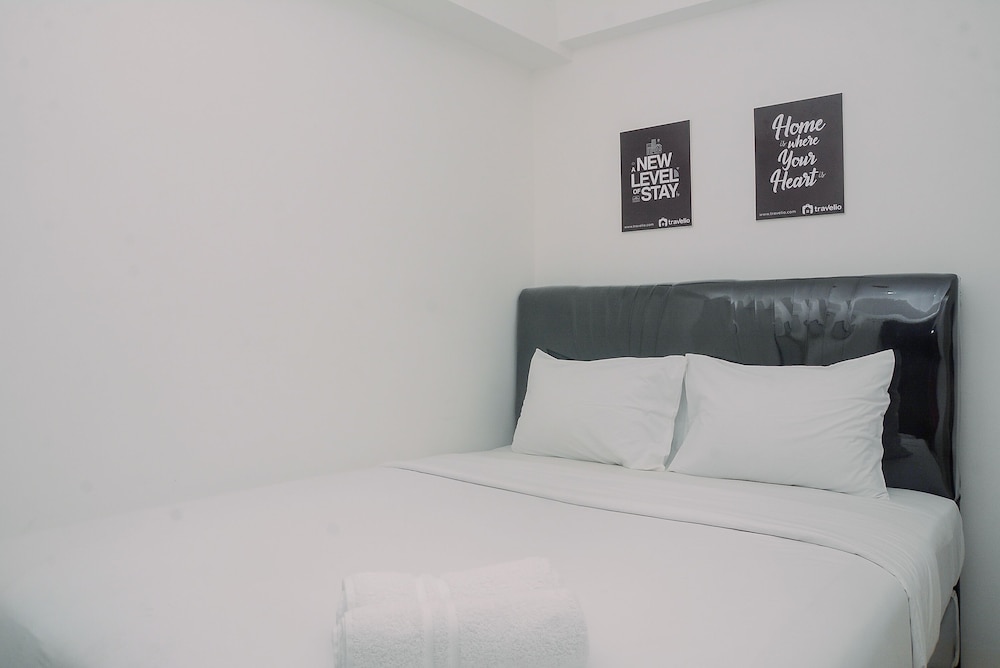 1BR Fully Furnished Bassura City Apartment view 2