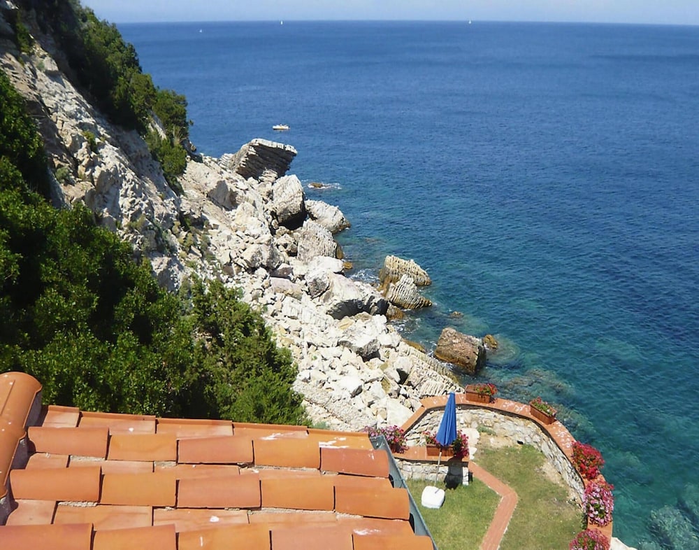 Apartment in Rio Nell Elba for 2 Person