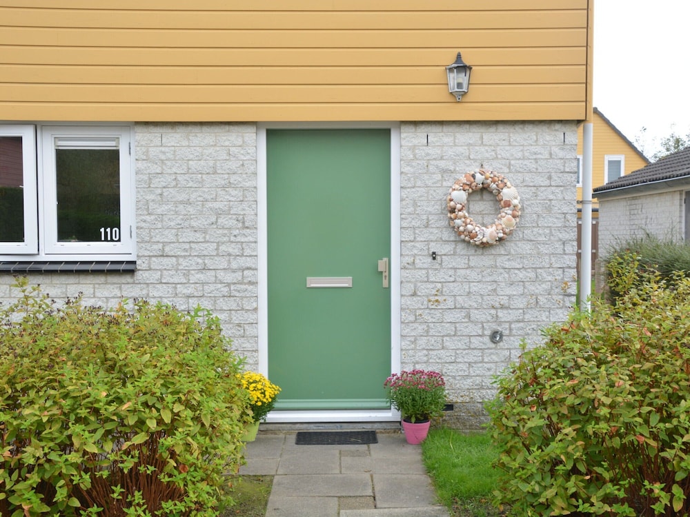 Holiday Home in Quiet Park for Families
