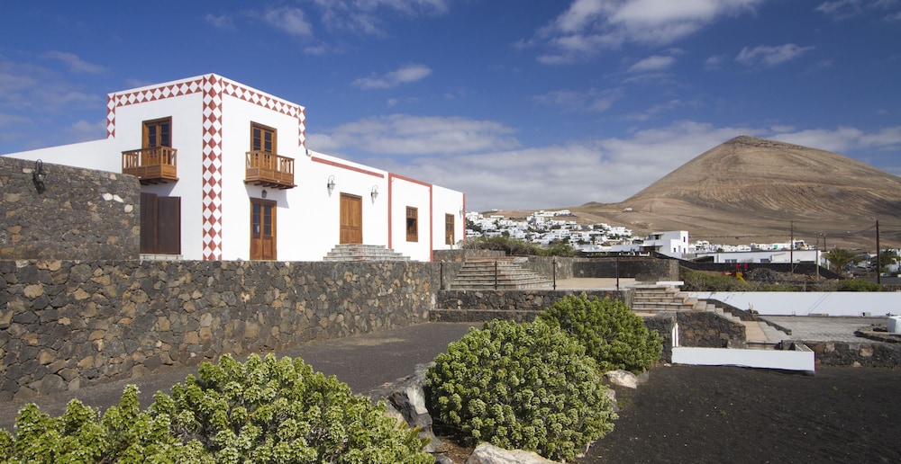 Casa Rural Hero