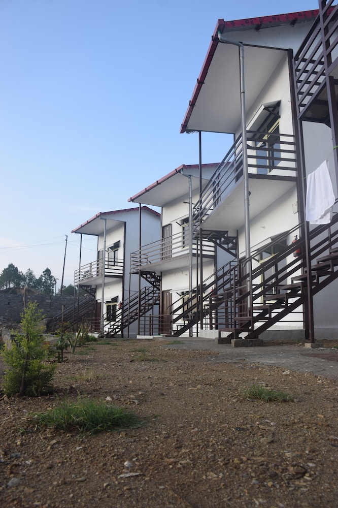 Tathastu Resort Tehri