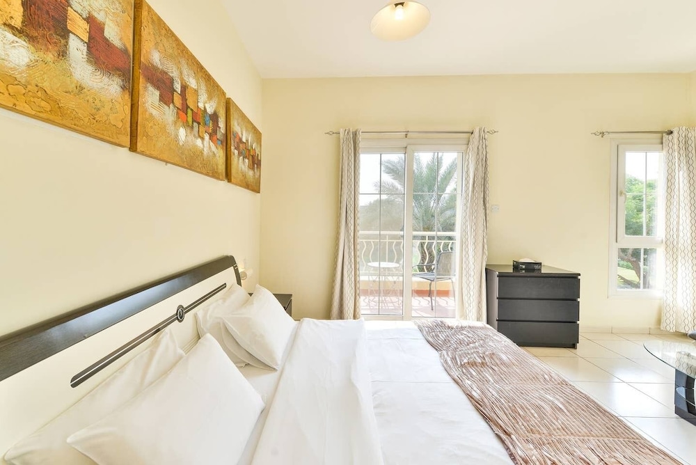 Medlock Villas