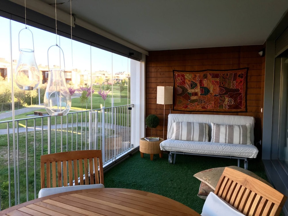Charming Apartment With Views In Las Margas Golf N001