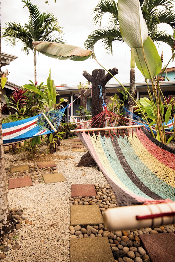 Arenal Hostel Resort