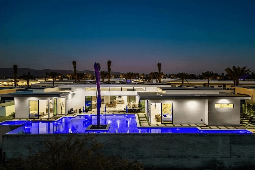 Exclusive Stay w/ Pool & Hot Tub Bravo Villa #14 by Avantstay
