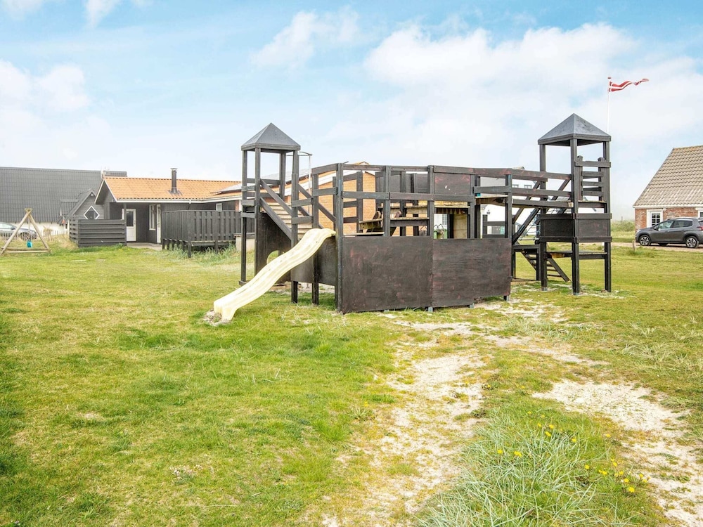 8 Person Holiday Home in Harboore-by Traum
