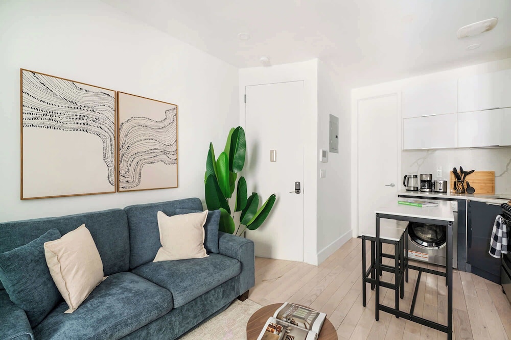 317 UES Apartments
