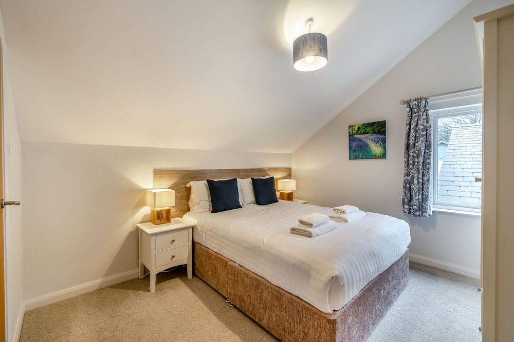 Elm - Woodland Cottages