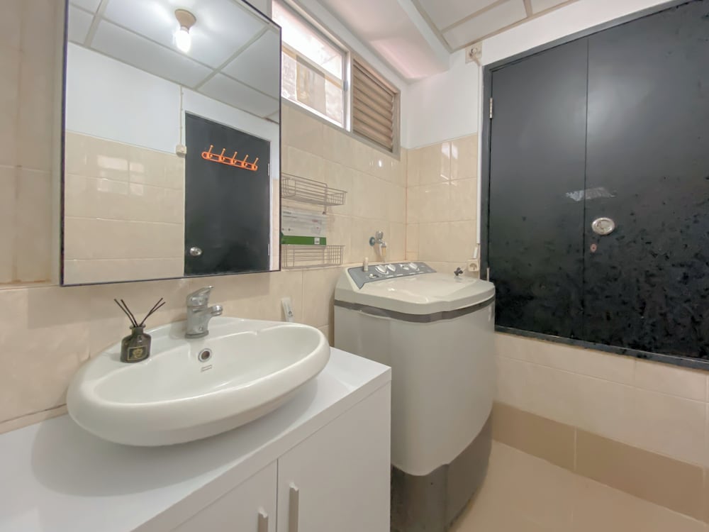 Comfy and Elegant 2BR The Wave Kuningan Apartment