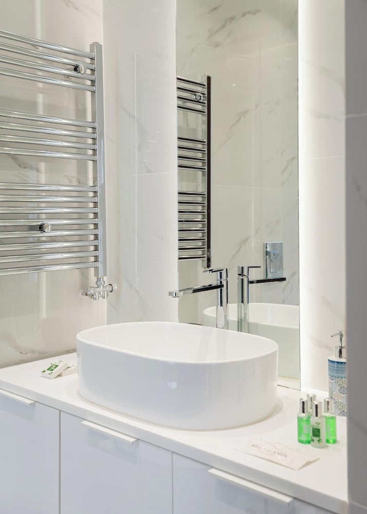 Glyfada Golden Stay
