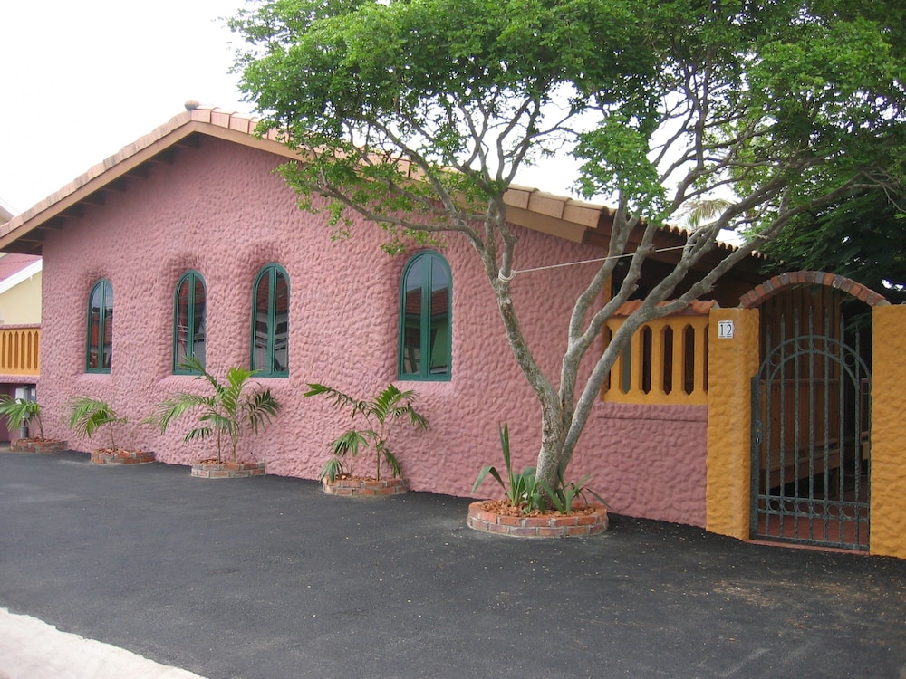 Flamboyant Garden Villas