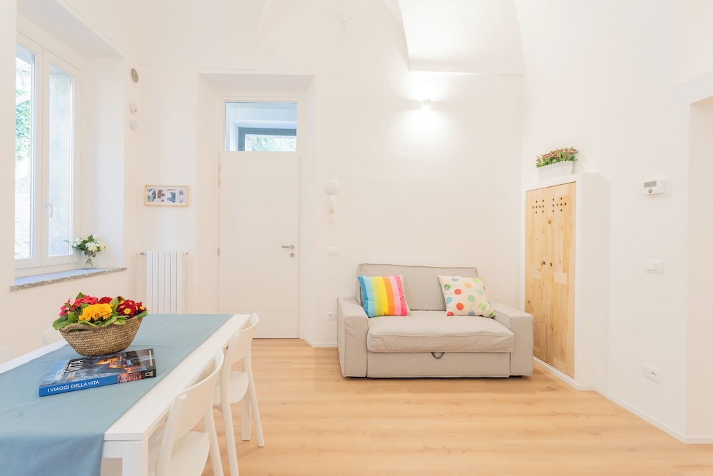 Mezzegra Apartments by Rent all Como