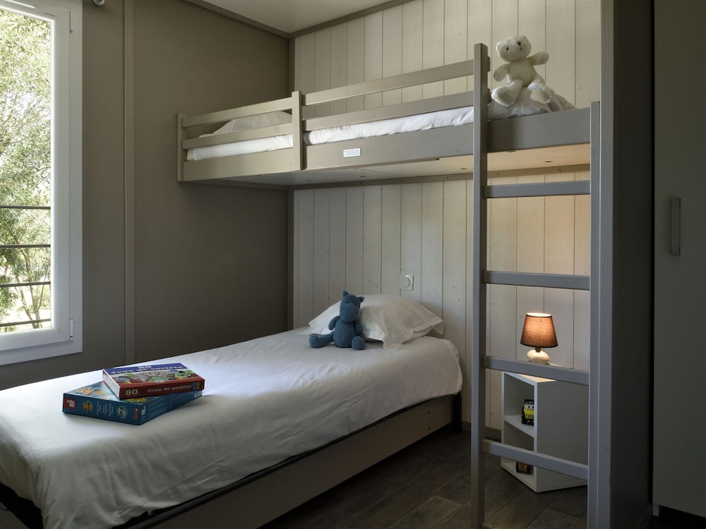 Chalet in Propriano Near Sandy Beaches