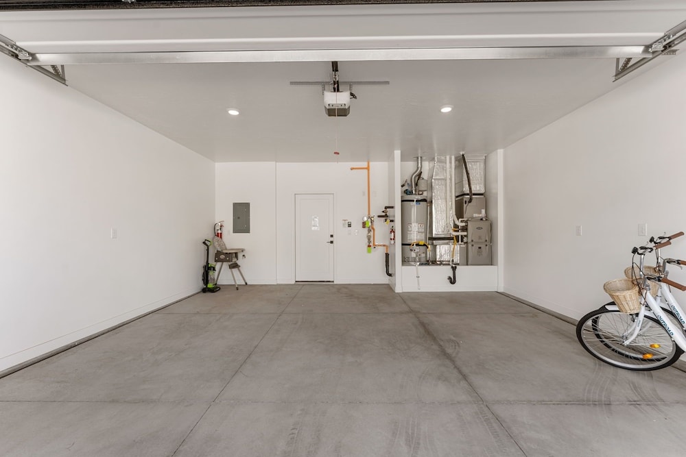 Adventure Basecamp 4 Bedroom Townhouse