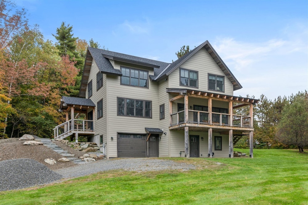 Tabor Hill House view 5