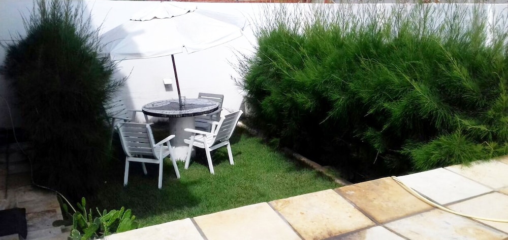 Canoa Guest House