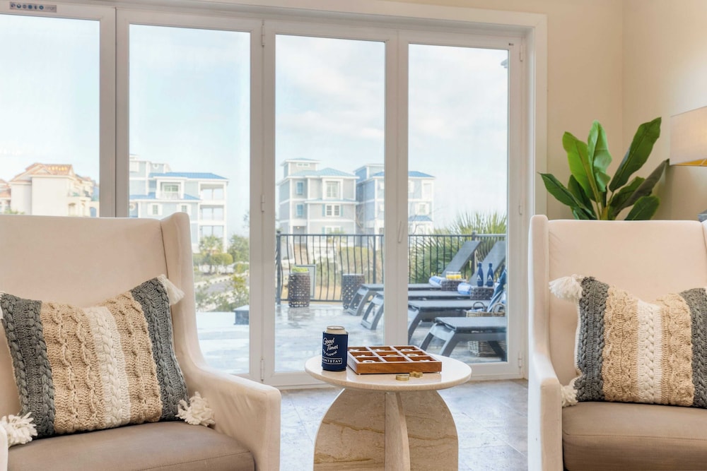 Sleeps 48, 2 Homes w/ Private Beach Access Bradley Circle Buyout by Avantstay