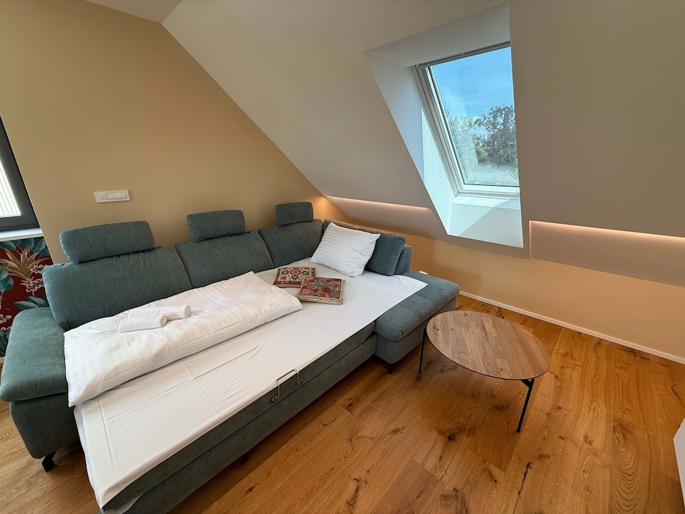 Crown Residence Luxury 2BR in Ljubljana Downtown