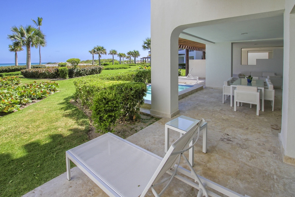 Punta Palmera Cap Cana by Essenza Retreats