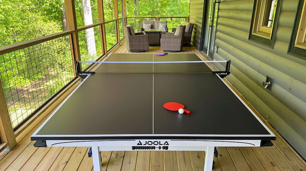 Bigfoot Bunkhouse Pool Views Theater Arcade Firepit Book Now