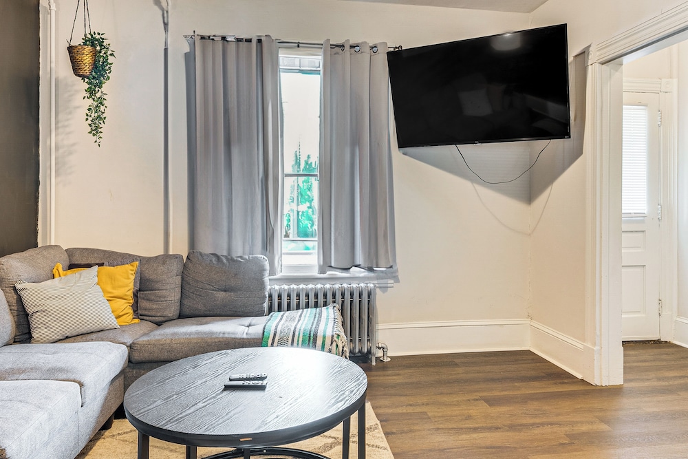 9 Mi to Shawnee Mtn! Stroudsburg Unit Near Main St