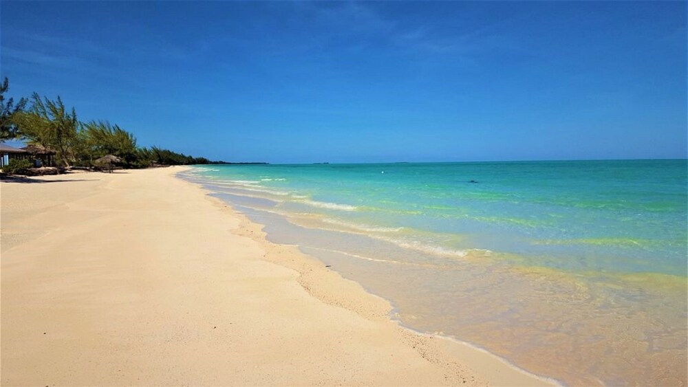Paradise Beach - North House