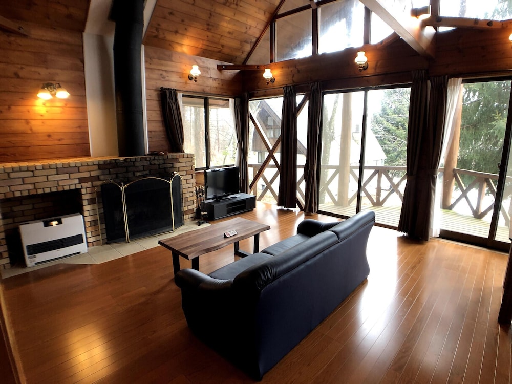 Azumino Wan Wan Paradise Cottage