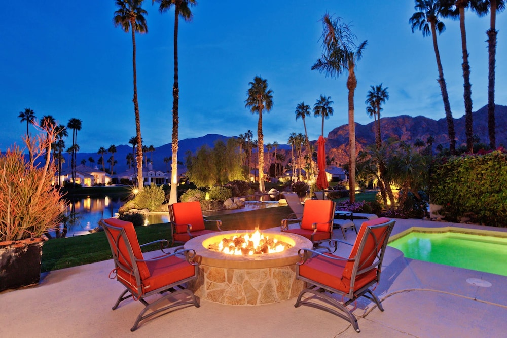Casa Del Rio Luxe 3BR w Pool Spa Lake Views