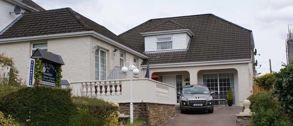 Eske Villa Bed & Breakfast