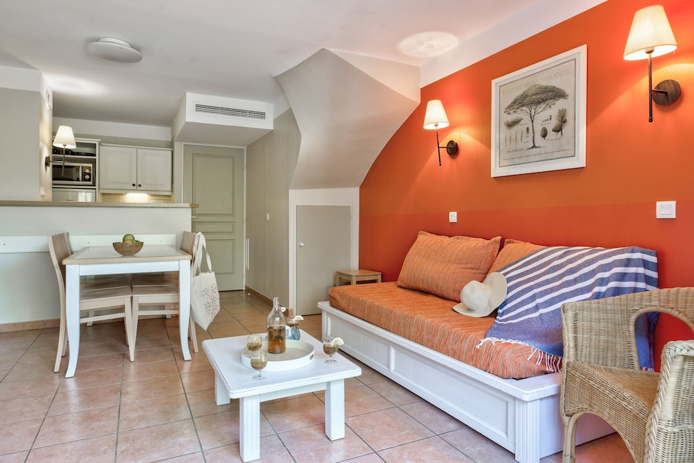 Résidence Pierre & Vacances Le Hameau de la Pinède