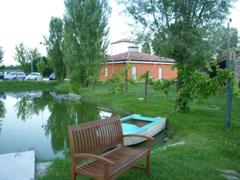 Photo 47
