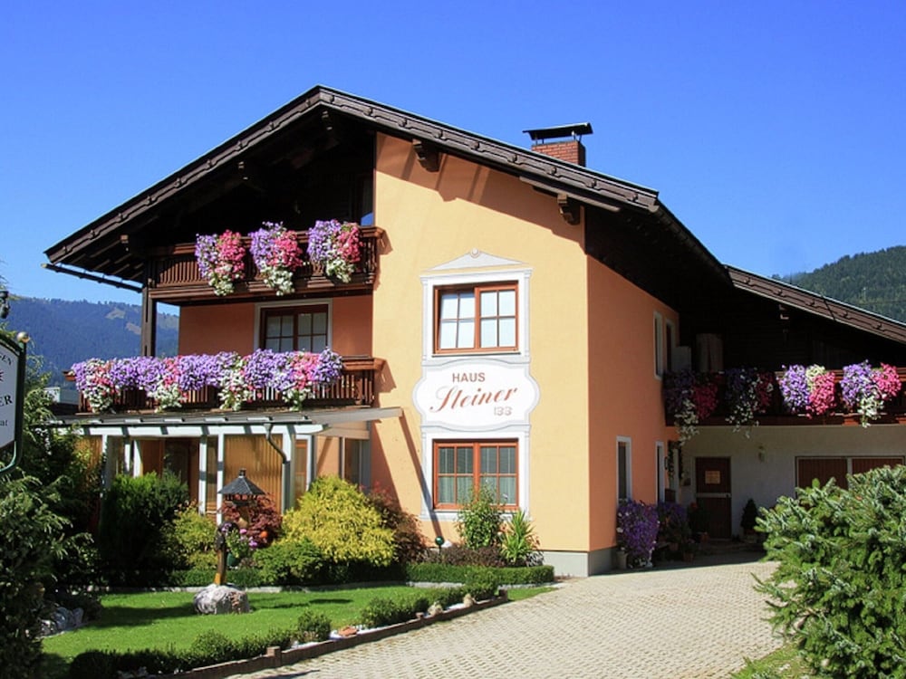 Apartment Near Nassfeld Ski Lift With Pool