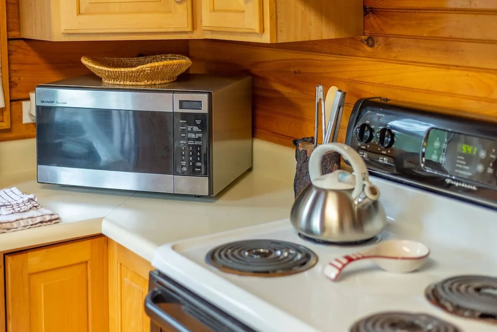 Engadine Inn  Cabins - Property Image 72