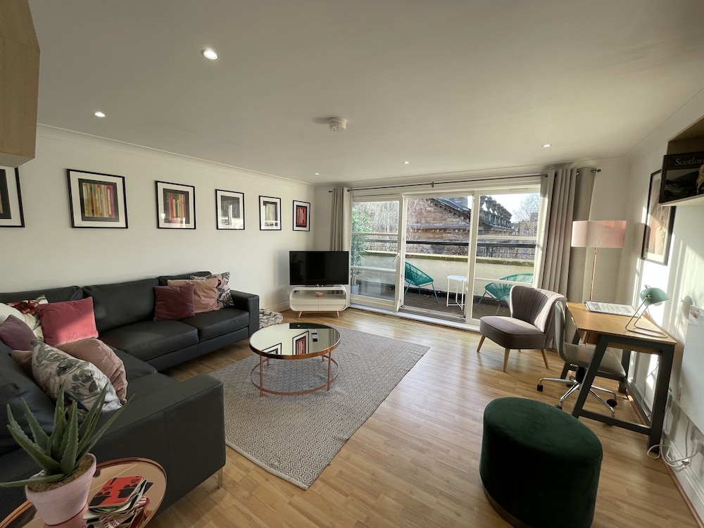 St Andrews Square Apartments