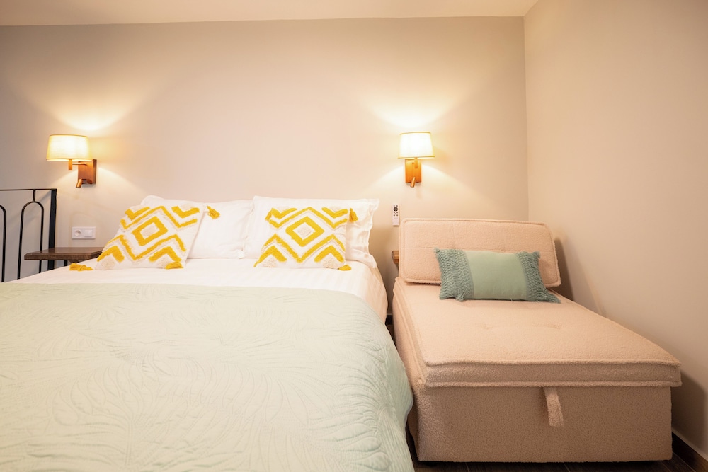 Vayas Residences Agora