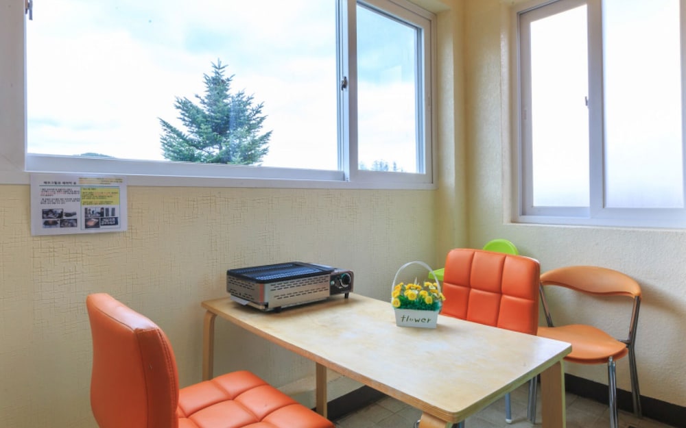 Hoengseong Modern Hill Pension view 4