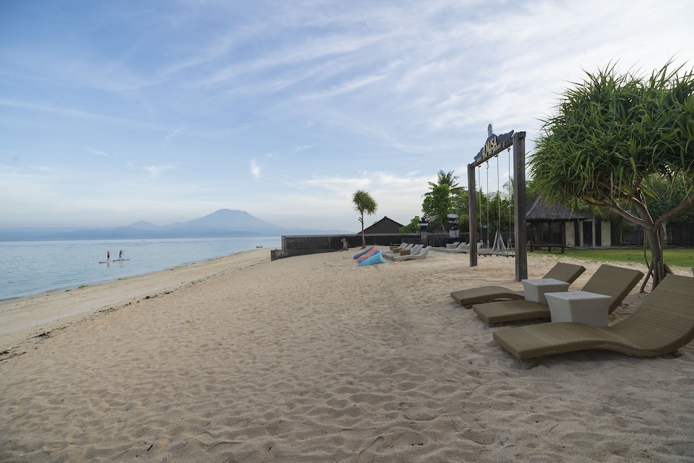 d'Nusa Beach Club and Resort 56