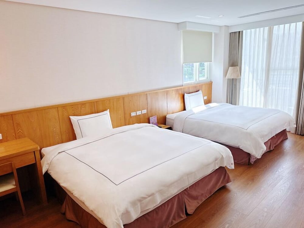 Ting-Feng B&B