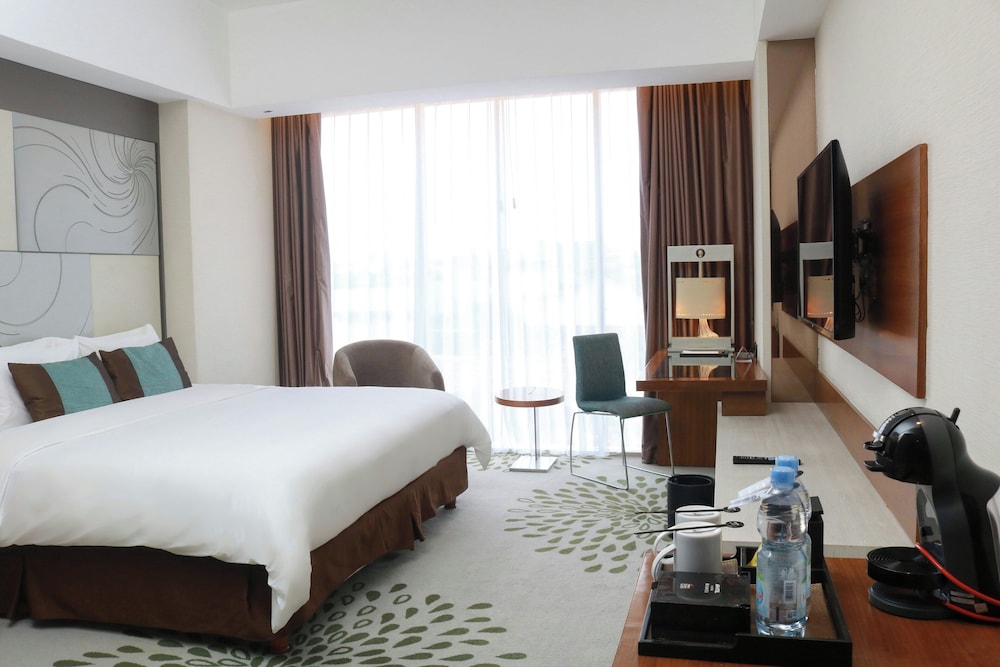 THE 9TH ELEMENT HOTEL